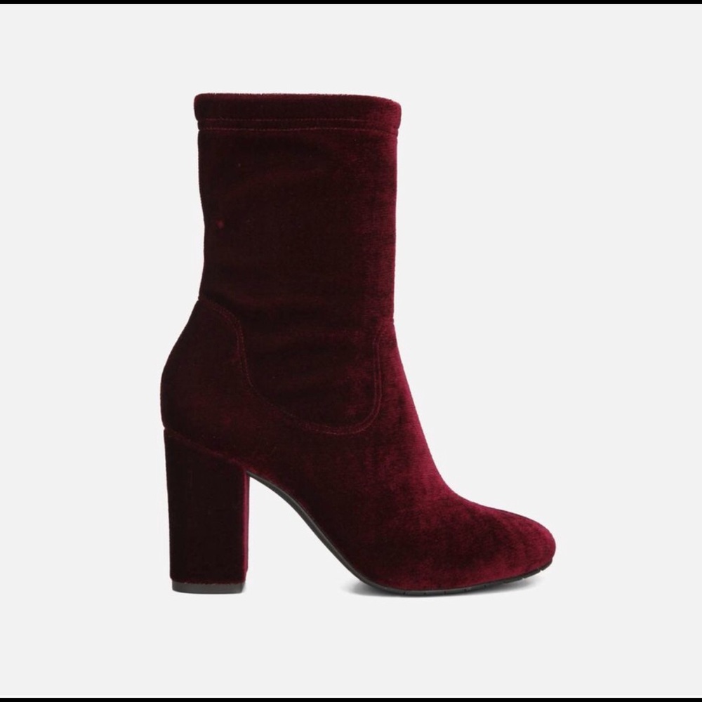 Kenneth Cole Alyssa Velvet boots